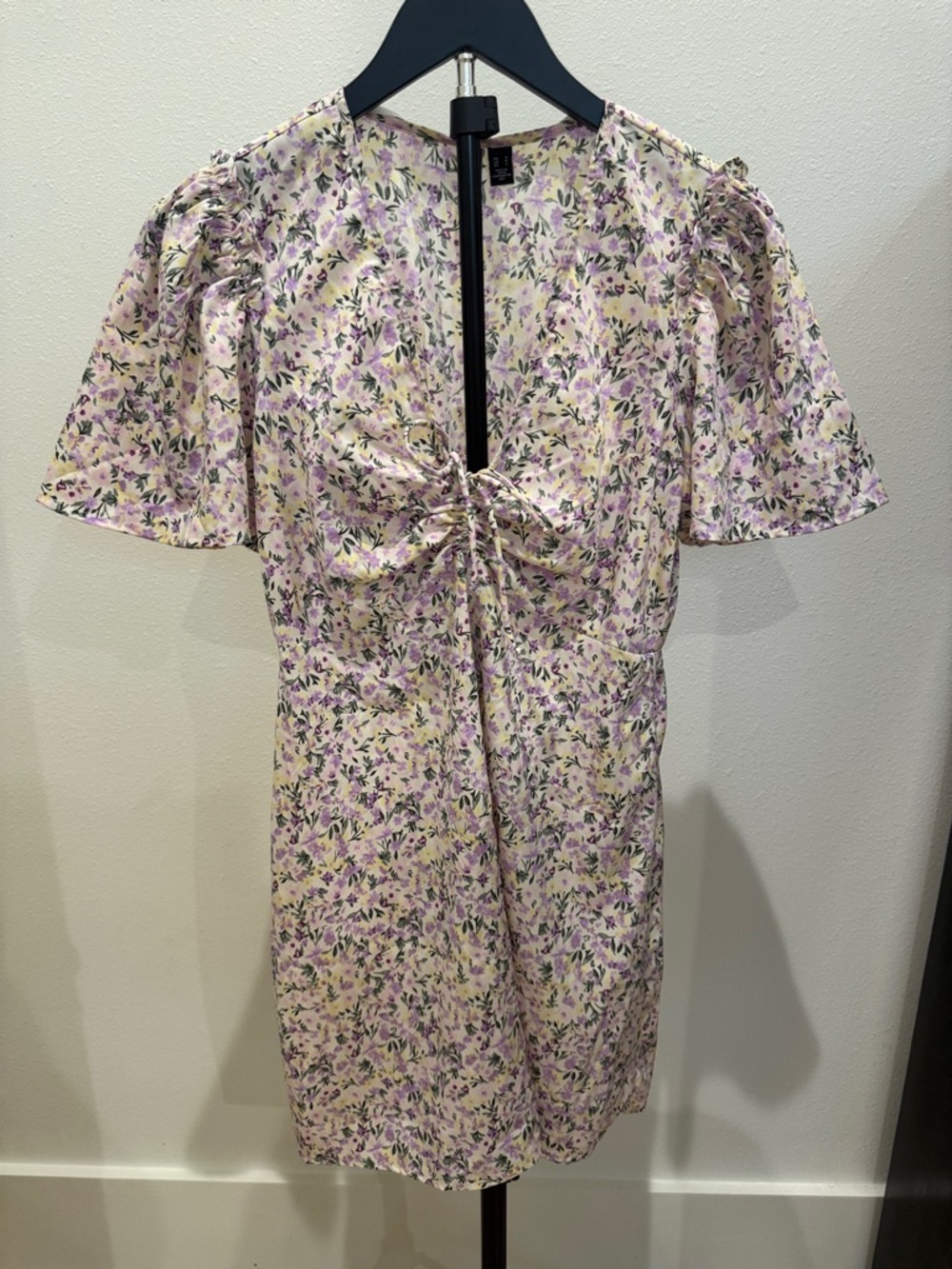 Vero Moda Lavender and Cream Floral Tie-Front Mini Dress